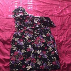 Plus size one shoulder dress